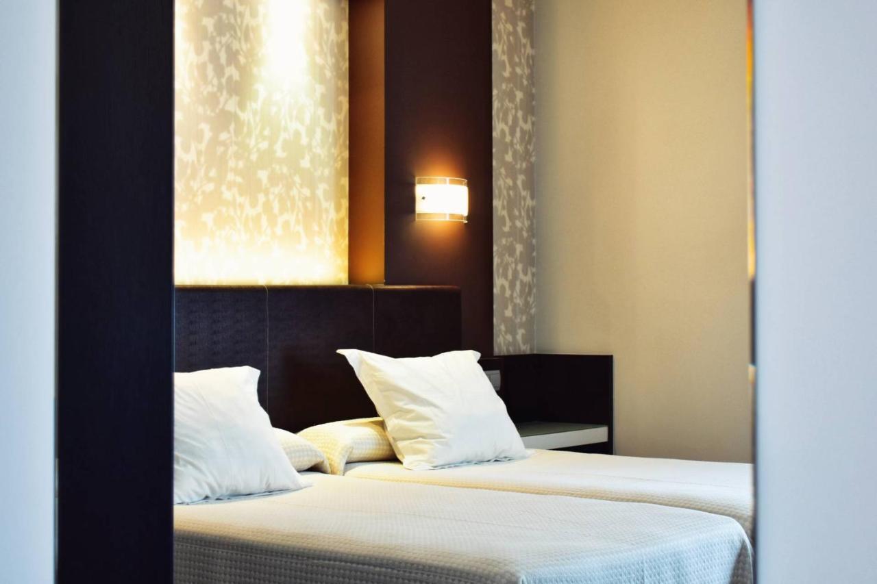 Hotel Alda Carril Vilagarcia de Arousa Bagian luar foto