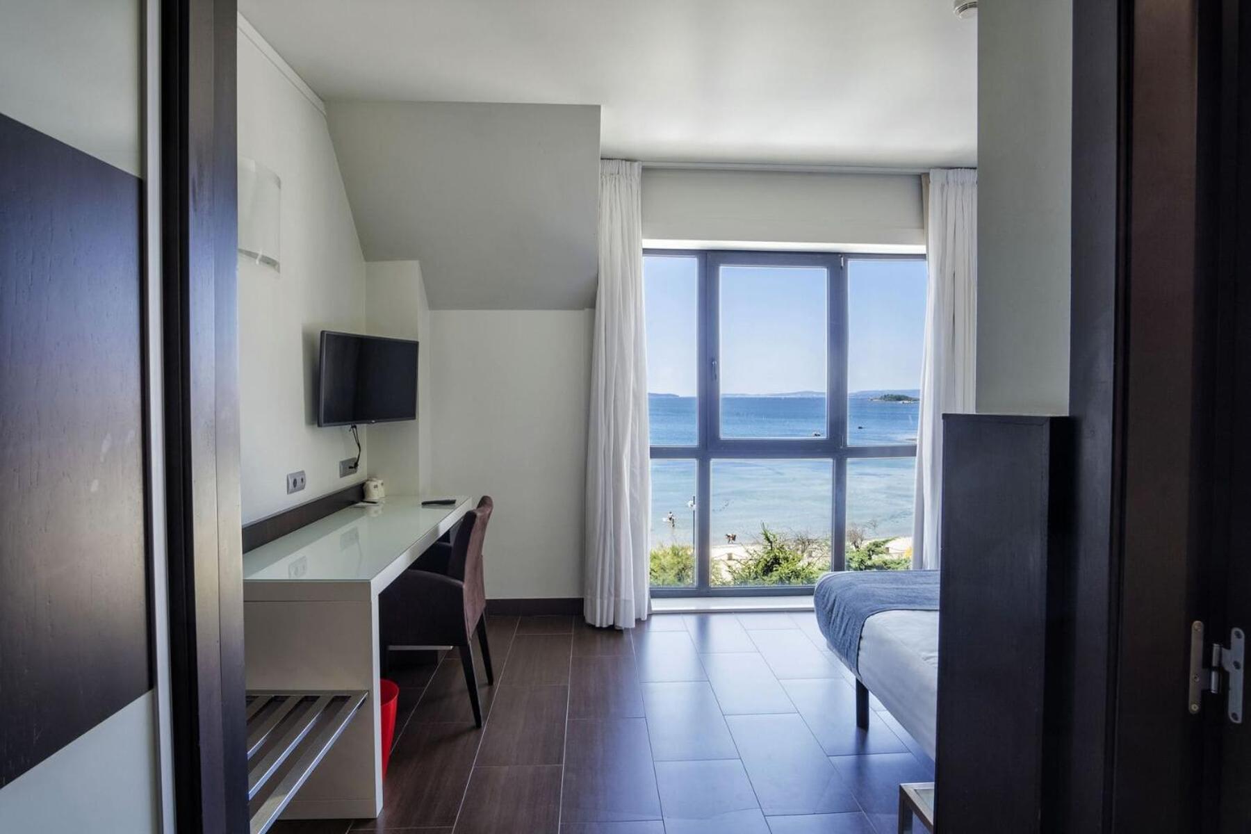 Hotel Alda Carril Vilagarcia de Arousa Bagian luar foto